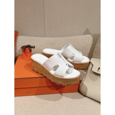 Hermes Sandals